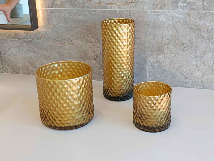 Alcuni accessori bagno disponibili nel nostro showroom