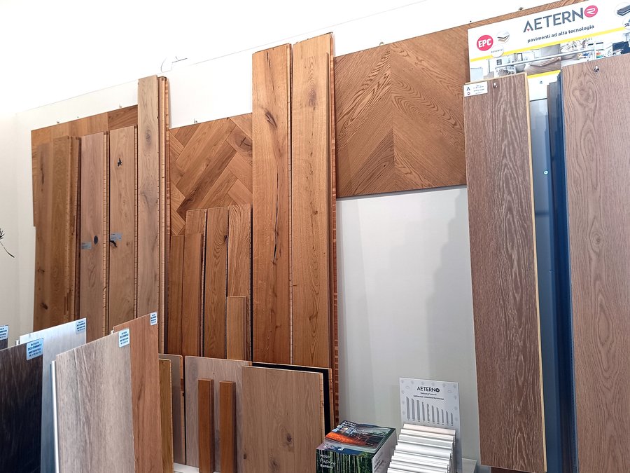 Alcuni parquet disponibili nel nostro showroom
