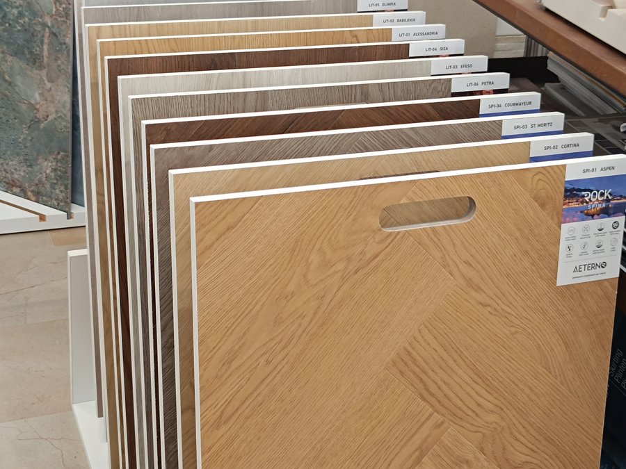 Alcuni parquet disponibili nel nostro showroom