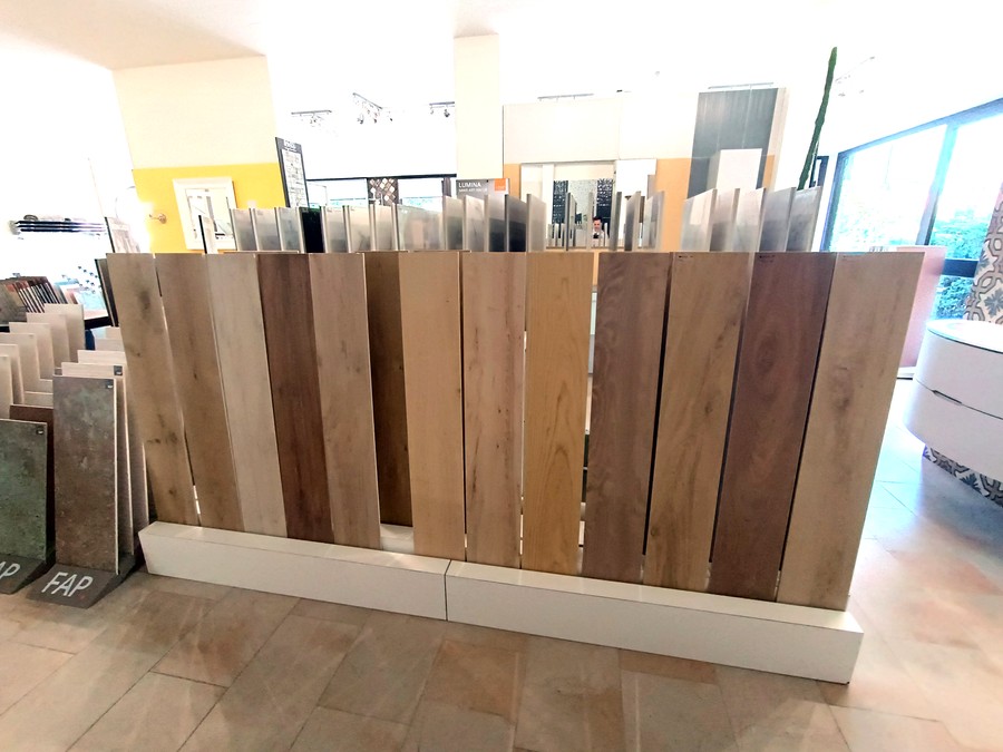 Alcuni pavimenti disponibili nel nostro showroom