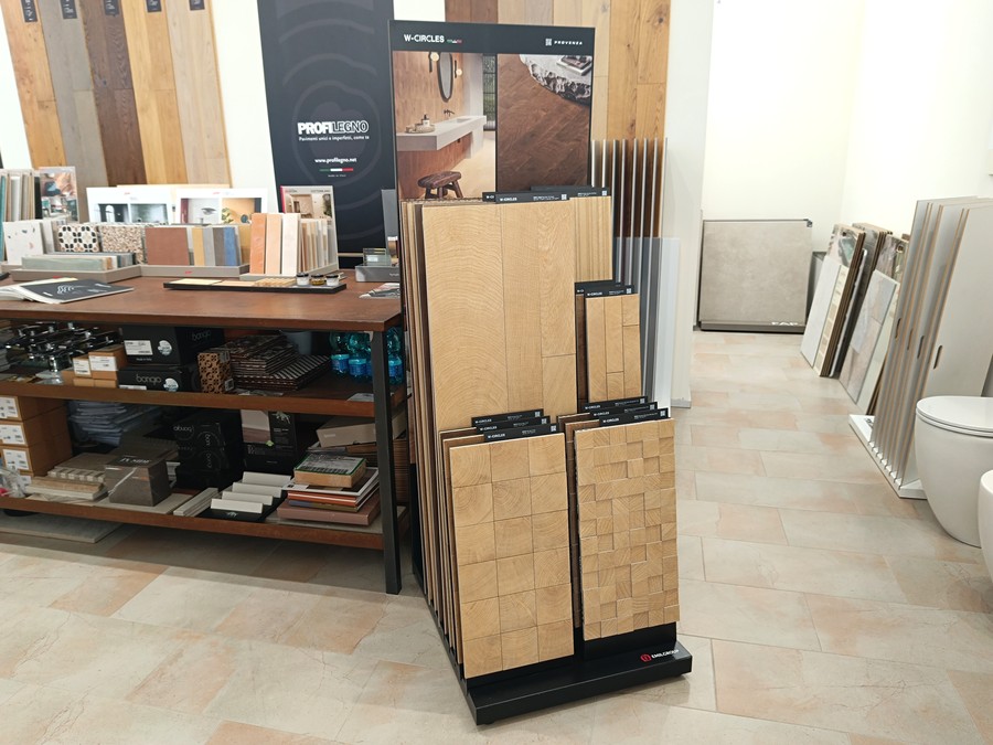 Alcuni pavimenti disponibili nel nostro showroom