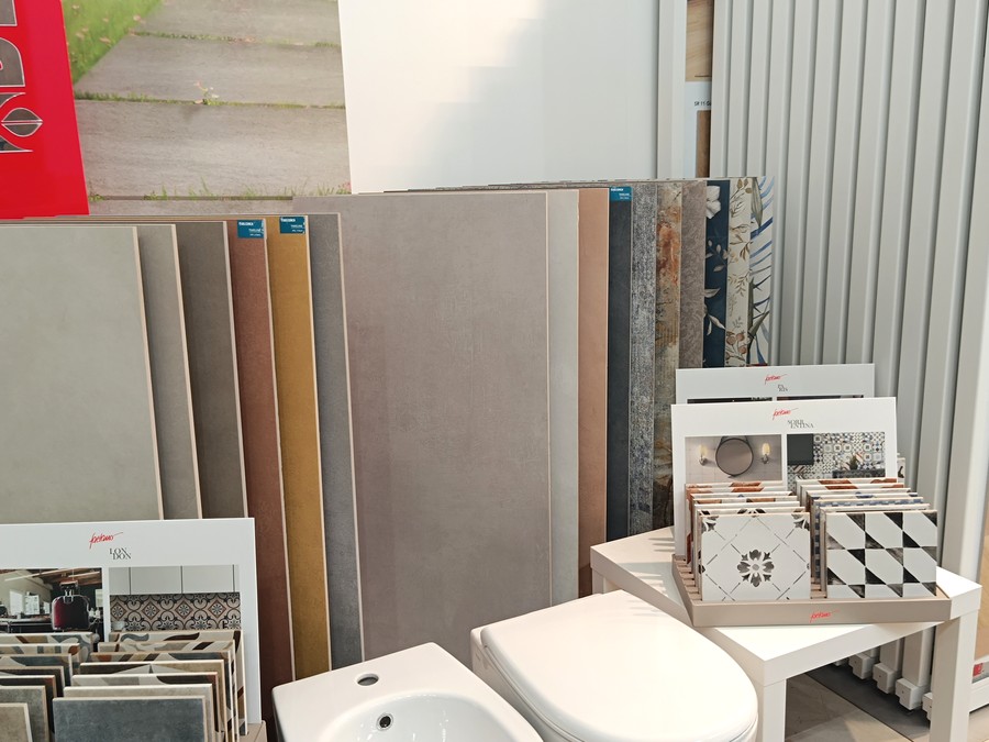 Alcuni pavimenti disponibili nel nostro showroom