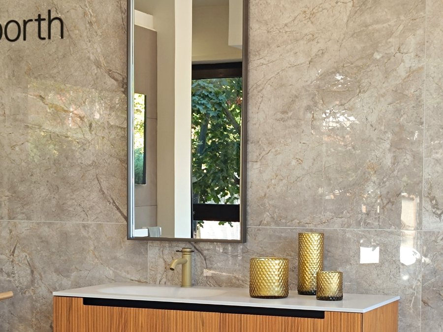 Alcuni rivestimenti disponibili nel nostro showroom